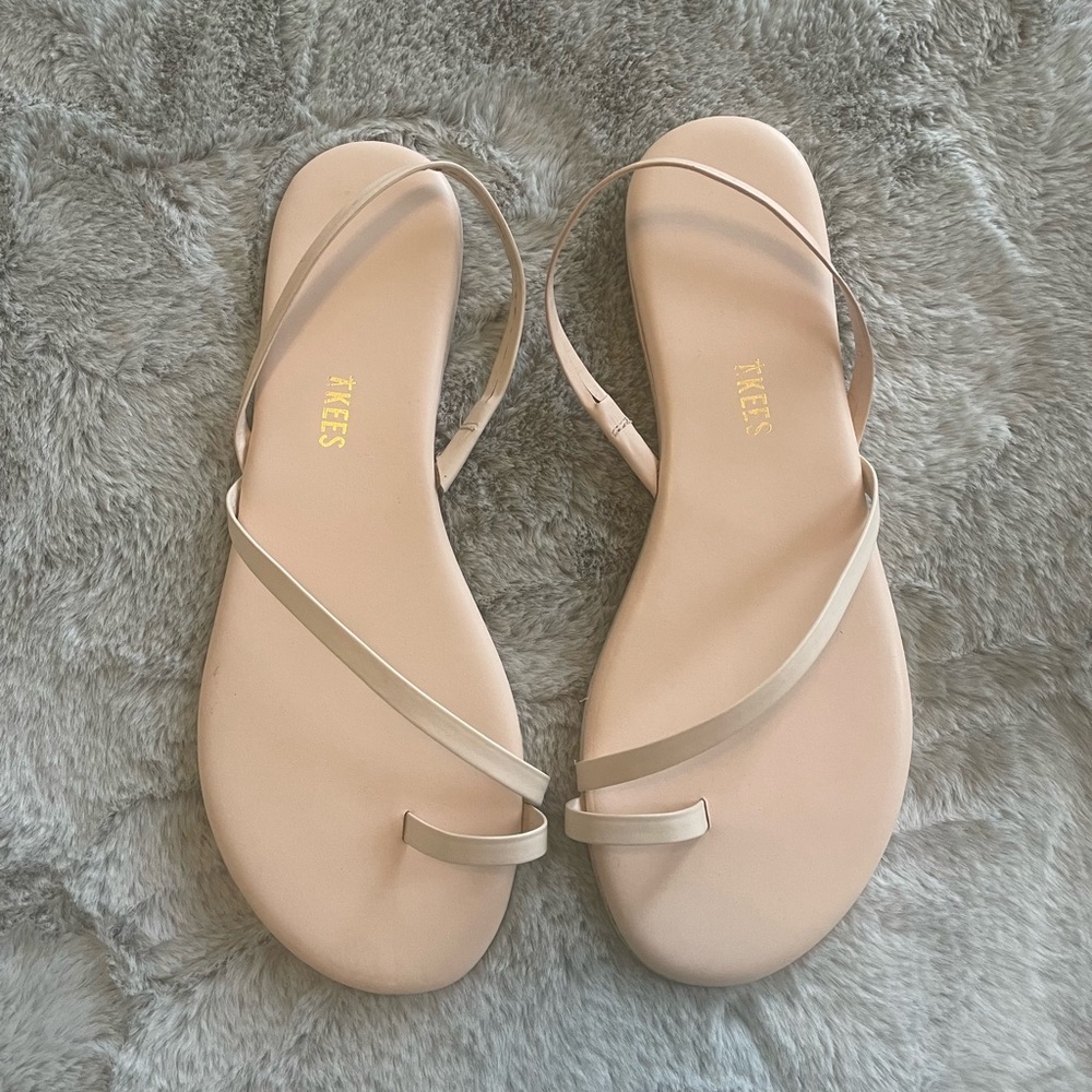 TKEES Women’s Sandals, excellent condition